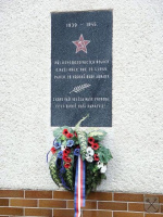 Pamětní deska padlým rudoarmějcům